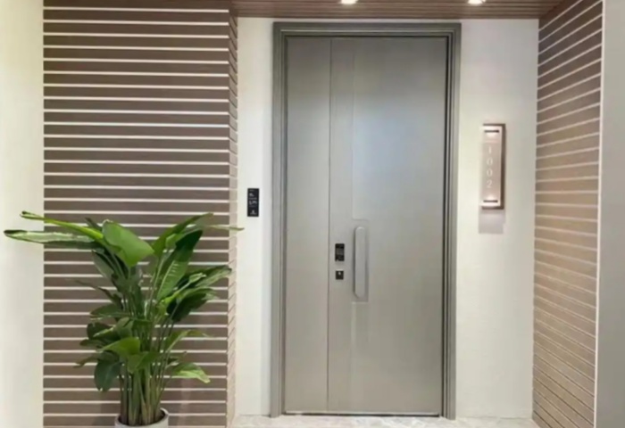 青島裝修完成后是否應(yīng)該更換入戶門？