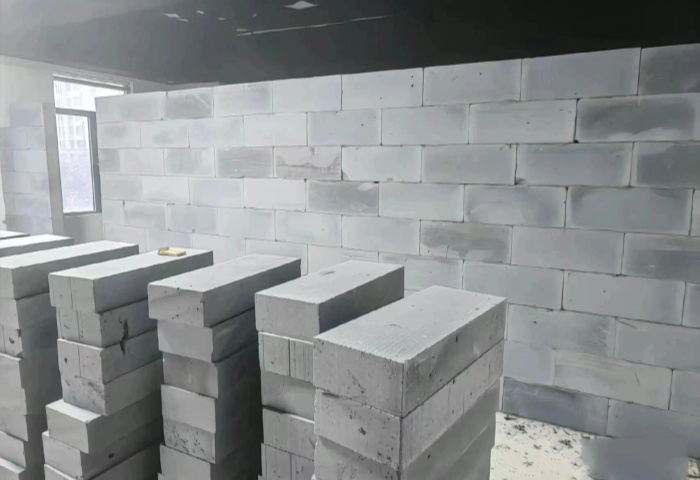 裝修砌墻，輕體磚與紅磚之選 &mdash;&mdash; 青島業(yè)主必看！