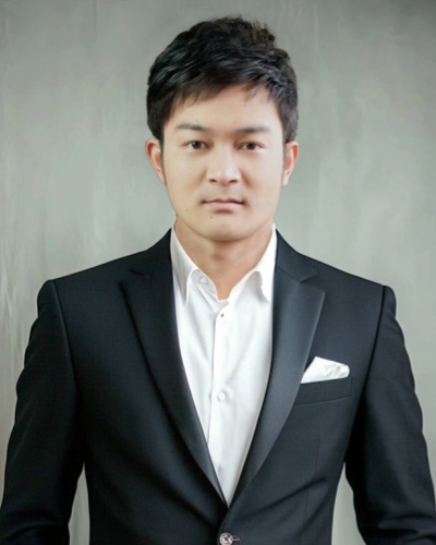 青島設(shè)計(jì)師_靳如超